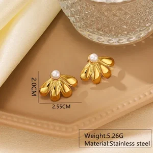 pearl half flower stud