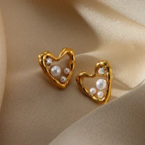 Pearl Heart Stud Earrings