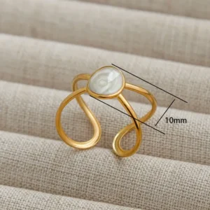 U shaped ring with pearl