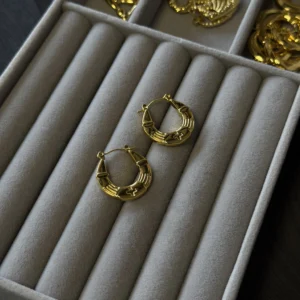 Bamboo crescent Hoops