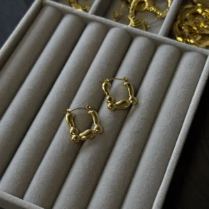 Abstract Nuggets Hoops