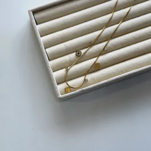 Square station snake chain