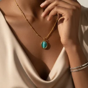 Aurora oval chain
